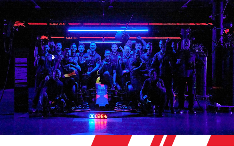 Red Bull completes first ever pitstop in total darkness