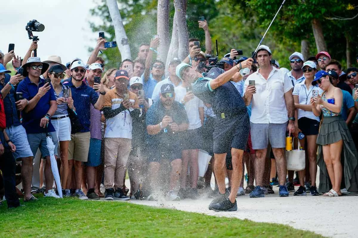 Niemann triumphs over Sergio and Jon in a great battle