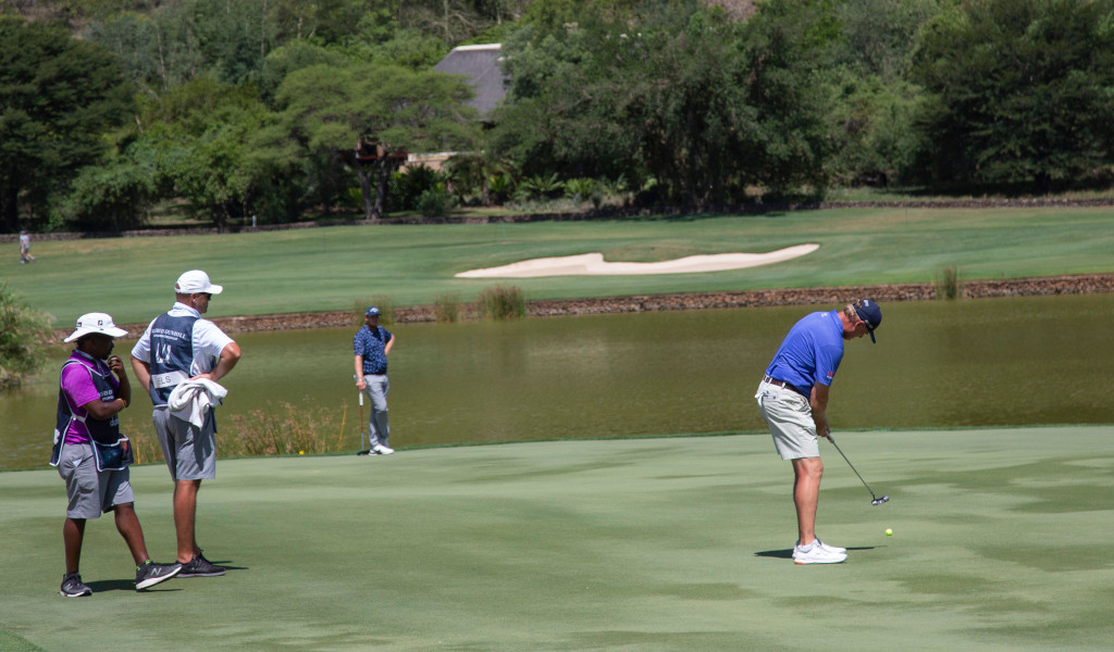 How much does it cost to play a round at South Africa’s most expensive course, Leopard Creek?