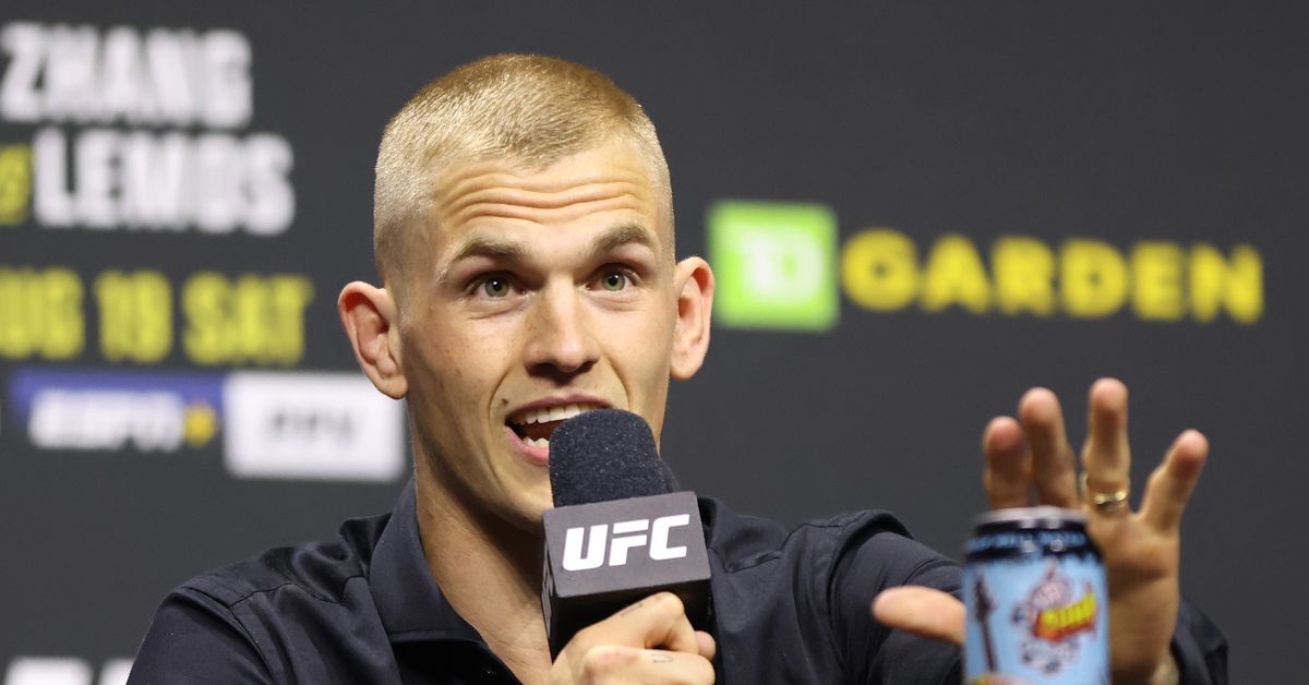 Garry Shares Bizarre ‘Dog S—’ Prediction For UFC 298