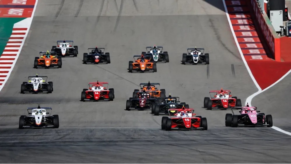 F1 Academy heats up with Superlicence points and two-season rule