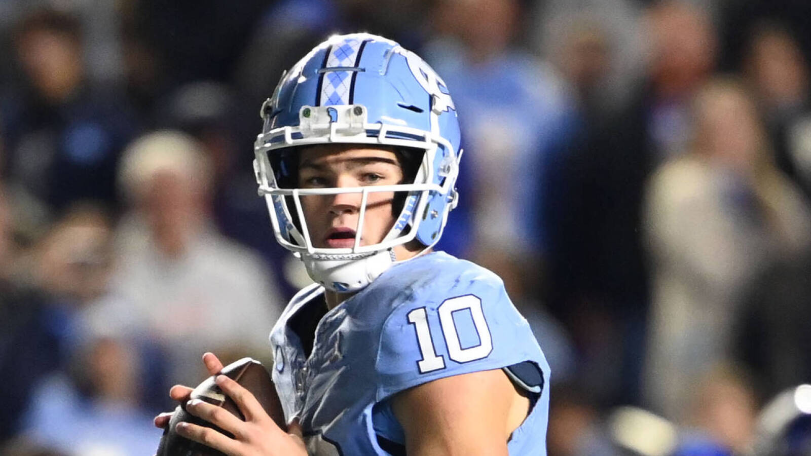NFL evaluator suggests top QB prospect could fall in draft
