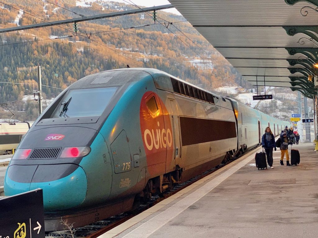 New Overnight Ski Train from Paris to the French Alps New Overnight Ski Train from Paris to the French Alps