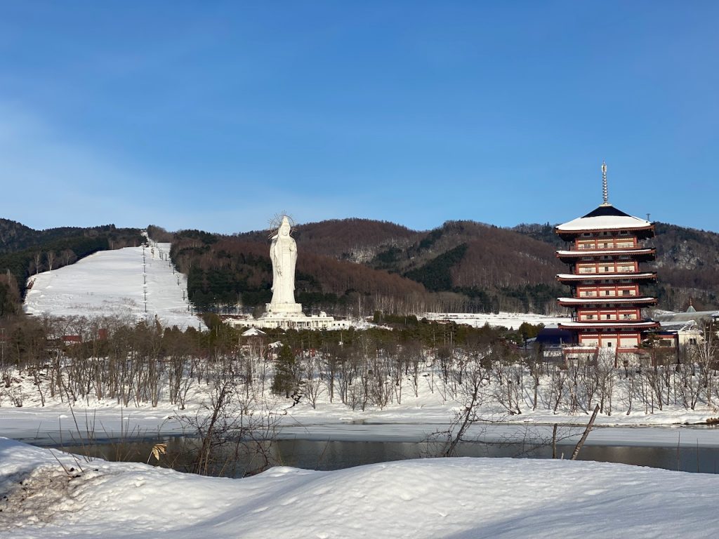 FIS Teams Up With Azerbaijan as Skiing in Asia Grows FIS Teams Up With Azerbaijan as Skiing in Asia Grows