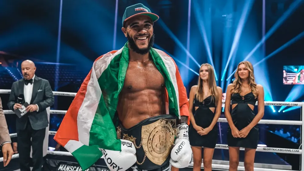Two more Title fights added to Glory 100 – Featherweight and Middleweight title’s on the line at the historic kickboxing event. Two more Title fights added to Glory 100 – Featherweight and Middleweight title’s on the line at the historic kickboxing event.