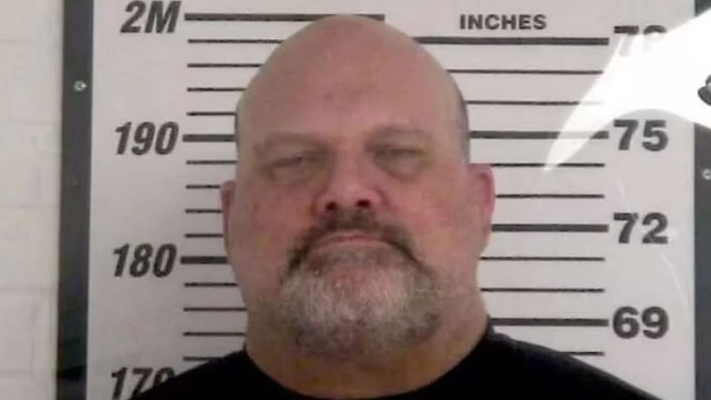 Former WWE star arrested after ‘trying to buy child sex assault images on the dark web’ Former WWE star arrested after ‘trying to buy child sex assault images on the dark web’