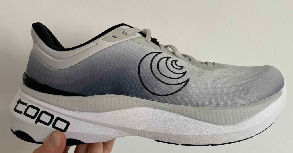 Topo Athletic Aura Review: 2 Comparisons Topo Athletic Aura Review: 2 Comparisons