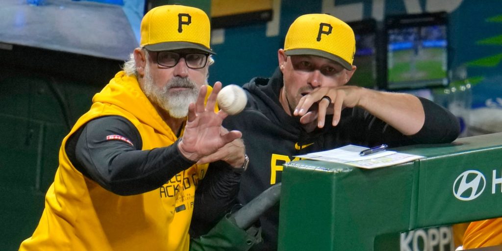 Message of Shelton's dismissal to players: 'We need to play better'
