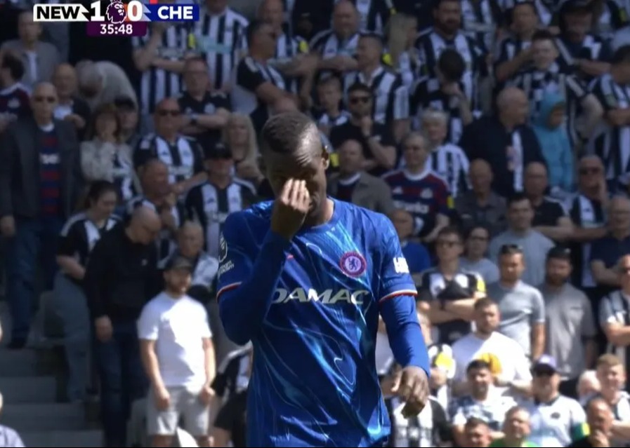 ‘Let his team down’ – Enzo Maresca’s reaction to Nicolas Jackson’s red card speaks volumes