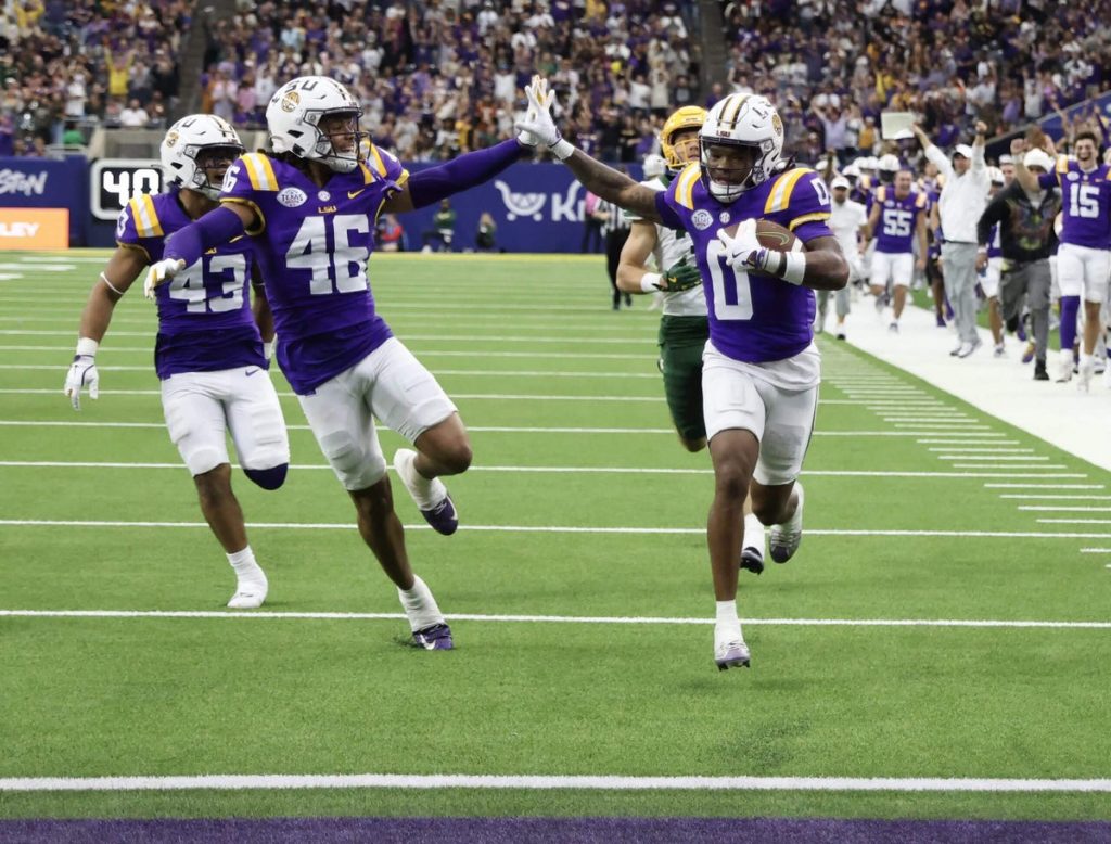 LSU-Clemson kicking off ABC's 2025 prime-time Saturday college football schedule