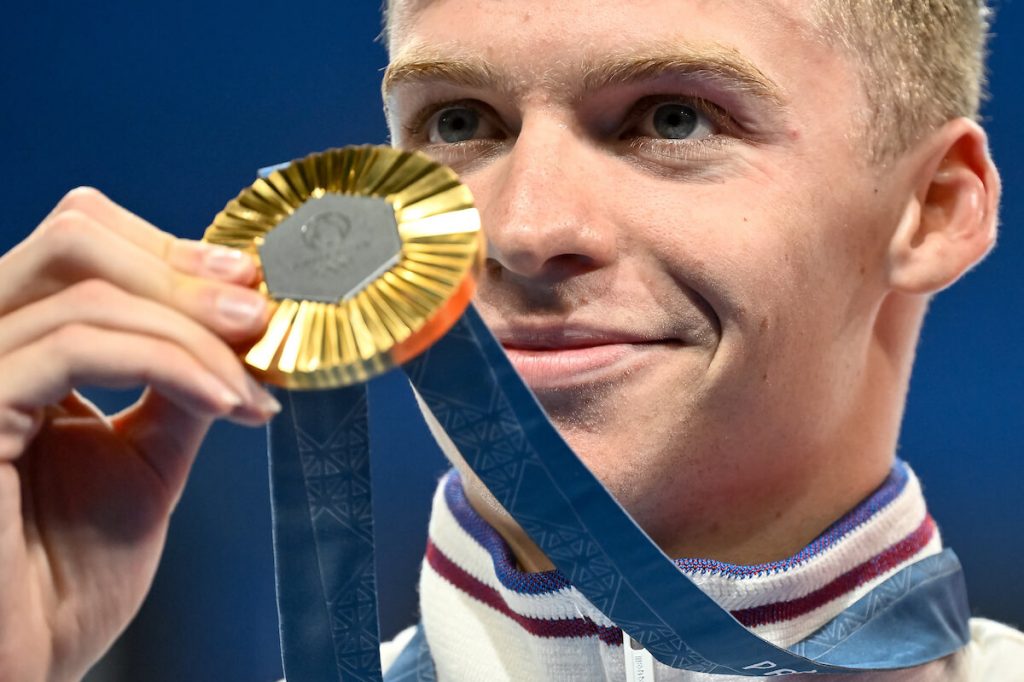 Leon Marchand To Miss French Championships In June & Seeks Singapore Qualification Elsewhere