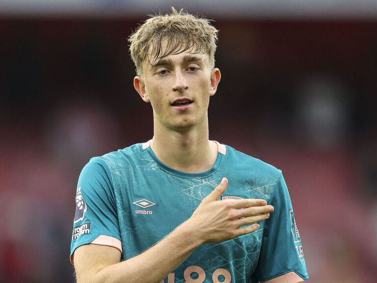Report: Madrid reach deal to sign Bournemouth's Huijsen for £50M