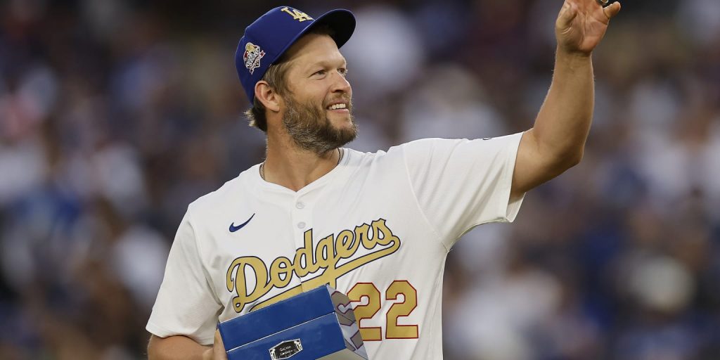 Dodgers set to welcome Kershaw back for 18th season Dodgers set to welcome Kershaw back for 18th season