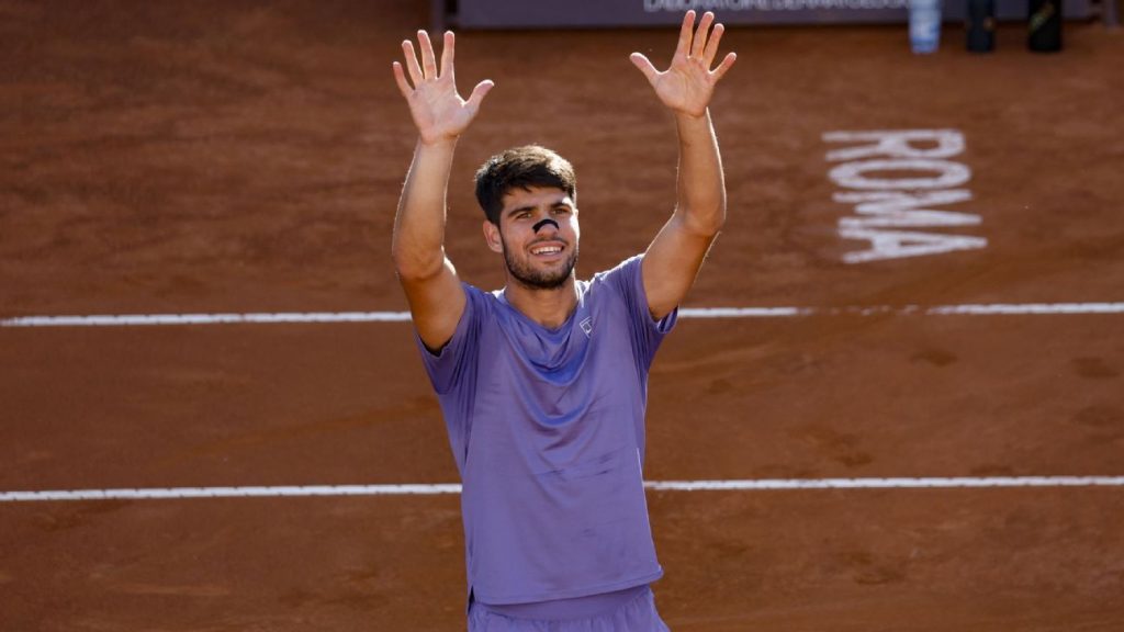 Sinner, Alcaraz to renew rivalry in Italian final Sinner, Alcaraz to renew rivalry in Italian final