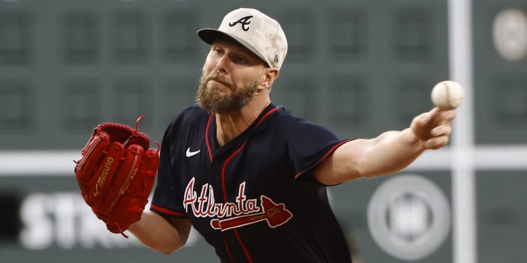 Sale keeps 'ticking upward' with 8-K gem in triumphant return to Boston Sale keeps 'ticking upward' with 8-K gem in triumphant return to Boston