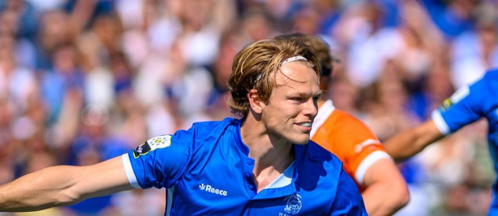 Hoofdklasse: Janssen all-time top scorer for Kampong in play-offs Hoofdklasse: Janssen all-time top scorer for Kampong in play-offs