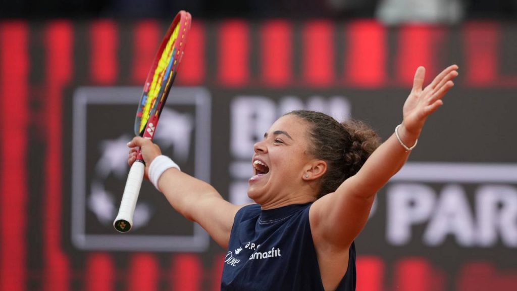 Paolini beats Gauff, becomes first home player in 40 years to win Italian Open Paolini beats Gauff, becomes first home player in 40 years to win Italian Open