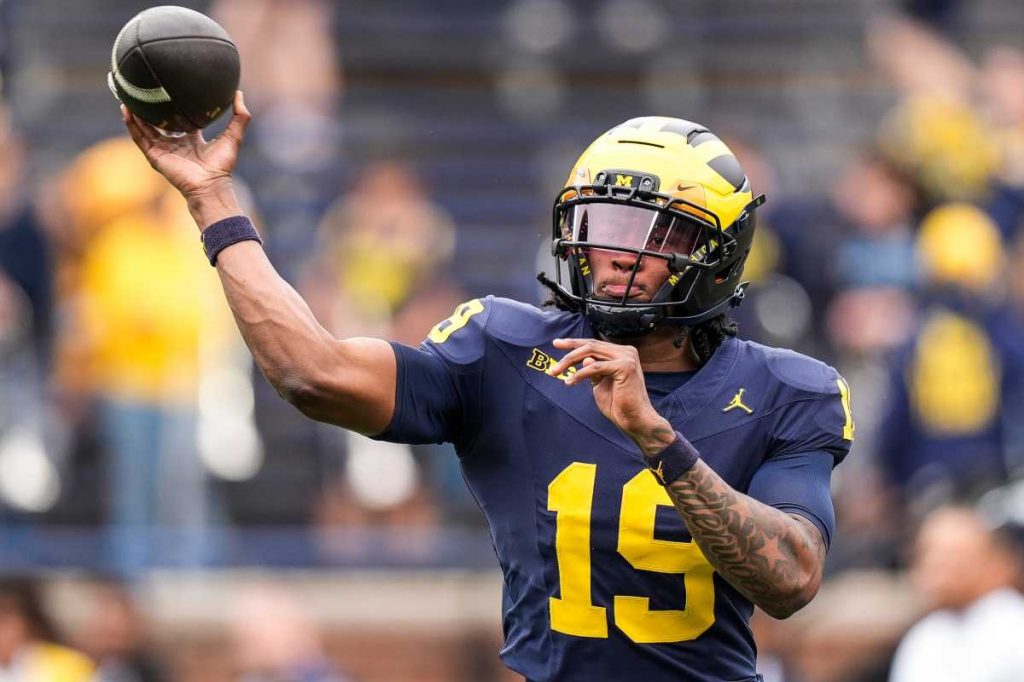 Paul Finebaum Names Star Freshman QB Who is a 'Can't Miss' Prospect