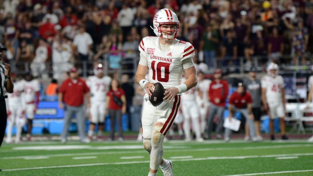 Who is Patriots' third-string rookie quarterback Ben Wooldridge?