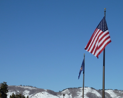 US Snowboard Company Pauses Production Due to Trump Tariffs US Snowboard Company Pauses Production Due to Trump Tariffs