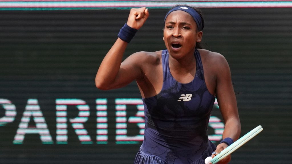 Coco Gauff powers through shaky serve to reach third round at Roland-Garros Coco Gauff powers through shaky serve to reach third round at Roland-Garros
