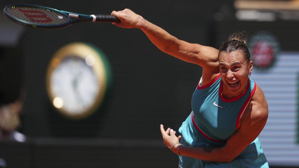 French Open: Sabalenka, Zheng sizzle on sunny day