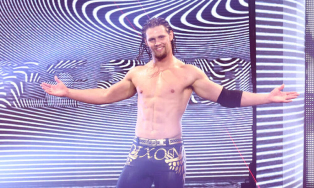 Kale Dixon and Uriah Connors Officially Join WWE Roster as Chase U Rebuilds on NXT Kale Dixon and Uriah Connors Officially Join WWE Roster as Chase U Rebuilds on NXT