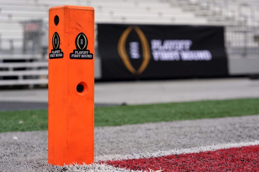 College football's truly messy offseason, explained. Plus: Indy fights off the Knicks College football's truly messy offseason, explained. Plus: Indy fights off the Knicks