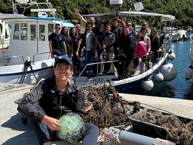 arena oceans clean-up mission with Healthy Seas and Andy Donaldson
