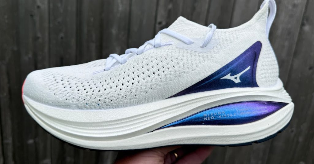 Mizuno Neo Vista 2 Multi Tester Review: 6 Comparisons