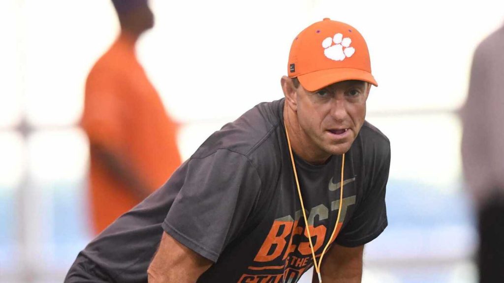 Clemson continues to build elite 2026 class with addition of four-star OLÂ Clemson continues to build elite 2026 class with addition of four-star OLÂ