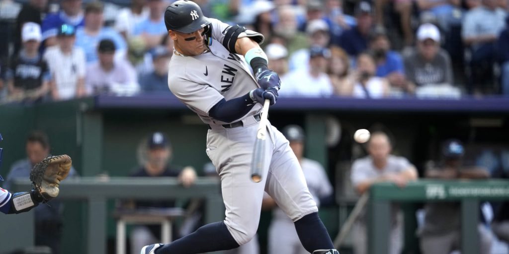 Judge's 469-foot moonshot sets tone as Yanks romp in KC