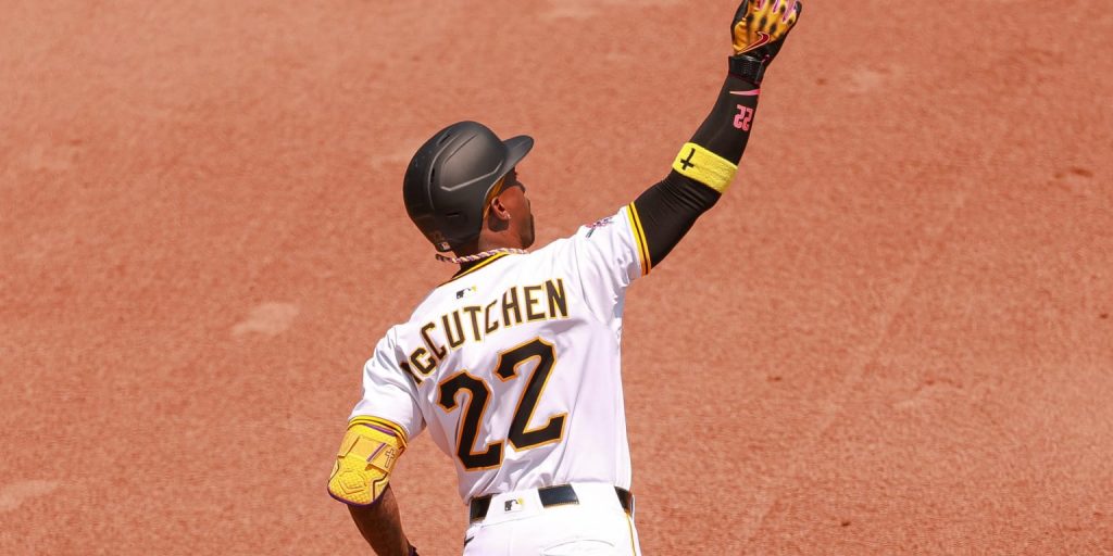 Cutch passes Clemente on Pirates' all-time HR list with No. 241 Cutch passes Clemente on Pirates' all-time HR list with No. 241