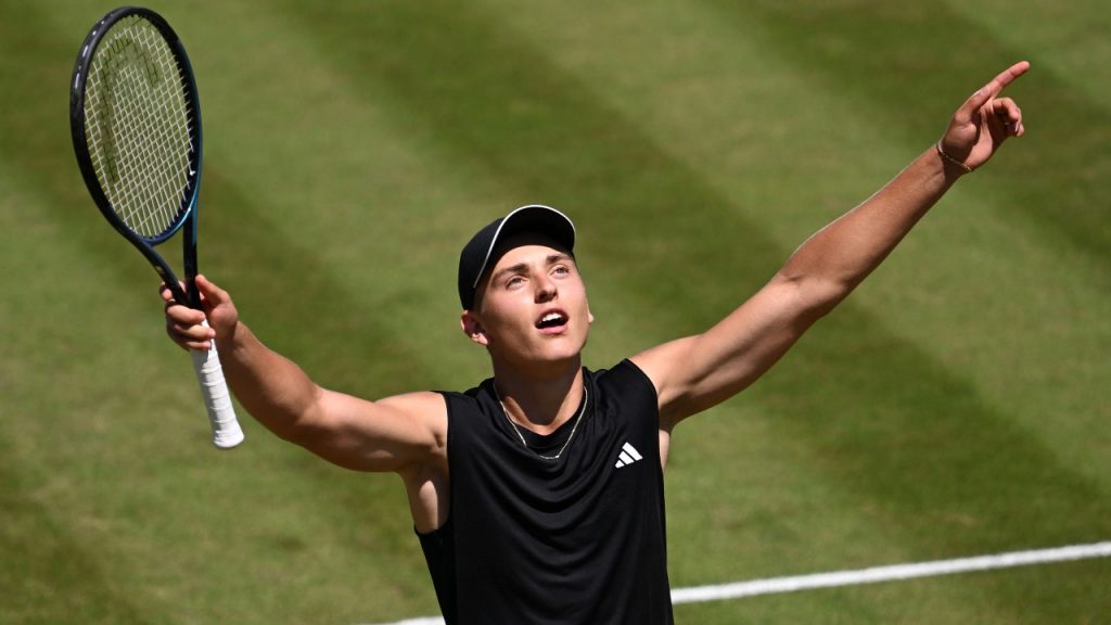 German teen hits major milestone in Stuttgart German teen hits major milestone in Stuttgart
