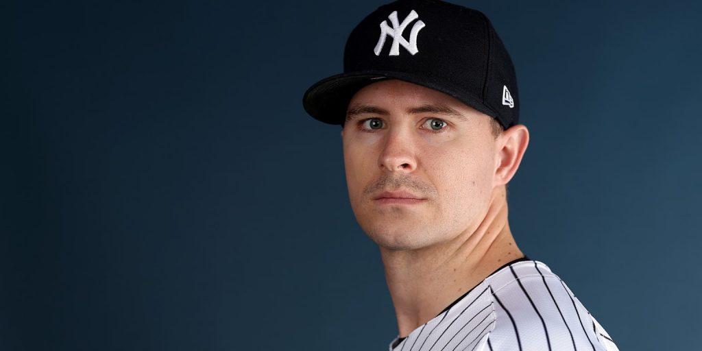 Yanks reliever Cousins set to have Tommy John surgery