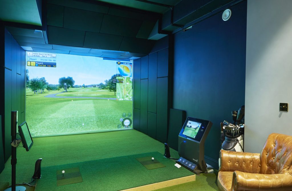 How to Create the Ultimate Indoor Golf Simulator Room with the Right Curtains How to Create the Ultimate Indoor Golf Simulator Room with the Right Curtains