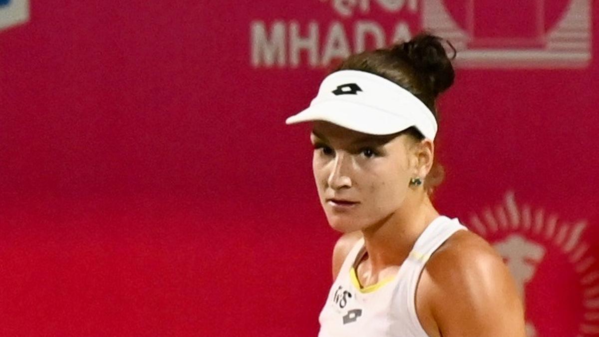 Mumbai Open | Semenistaja breezes past Kudermetova