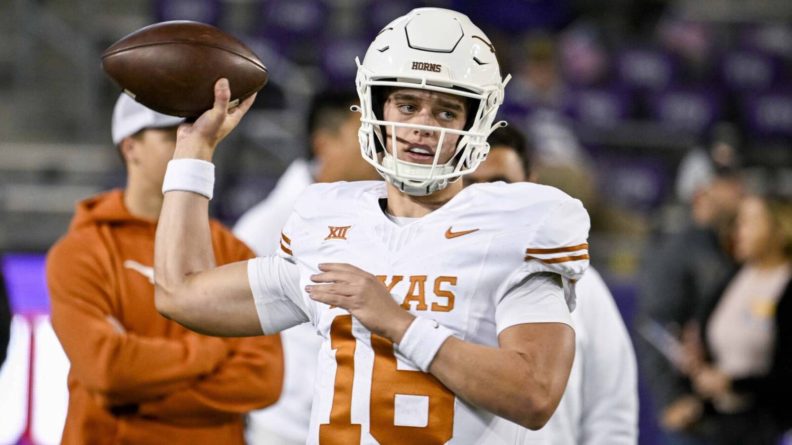 Is Arch Manning Horns Up or Horns Down? Uncle Eli addresses transfer portal buzz
