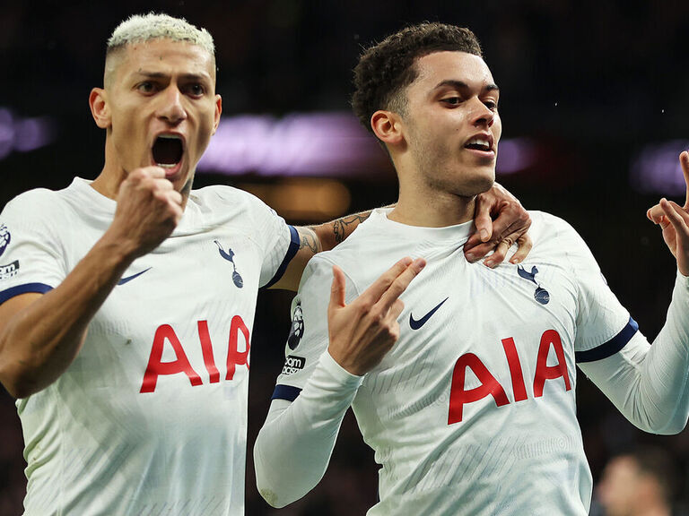 Watch: Tottenham slice through Brighton for 96th-minute winner