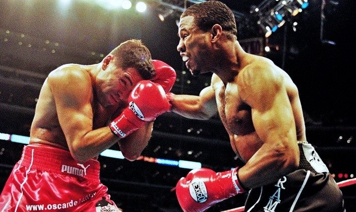 June 17, 2000: De La Hoya vs Mosley I