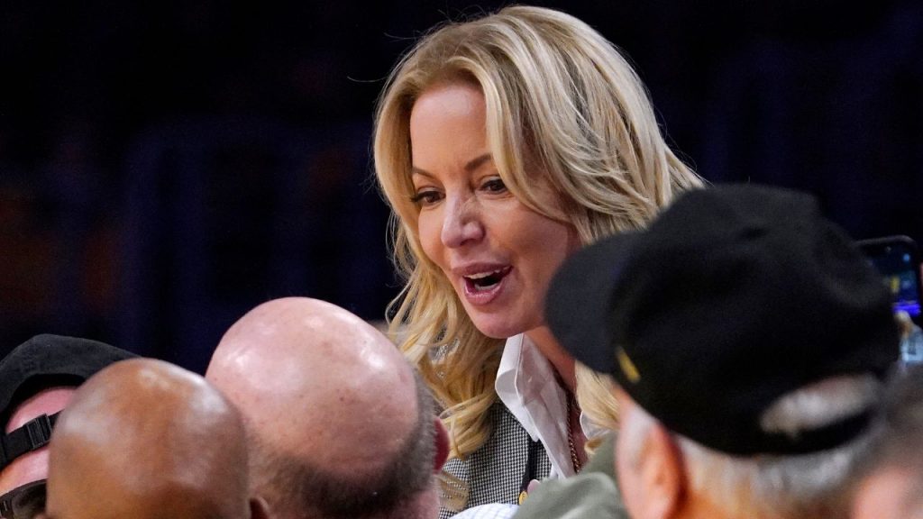 Report: Buss family agrees to sell Lakers for B to Dodgers owner Mark Walter