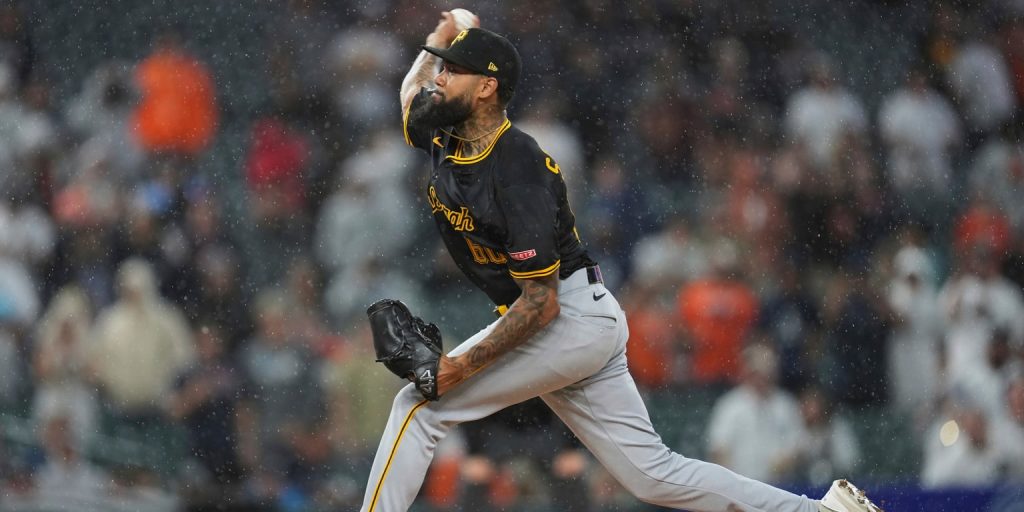 Pirates' Santana, Pham involved in incidents with fans Pirates' Santana, Pham involved in incidents with fans