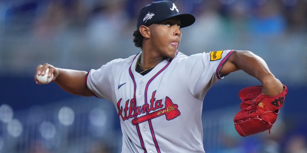 20-year-old Fuentes dazzles with stuff, poise in 'amazing' MLB debut 20-year-old Fuentes dazzles with stuff, poise in 'amazing' MLB debut