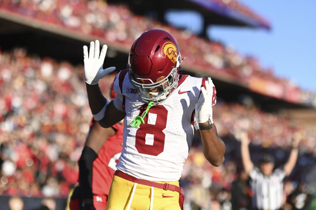 USC Has 'Great Shot' at Landing Top 5 Weapon Next for 2026 Class