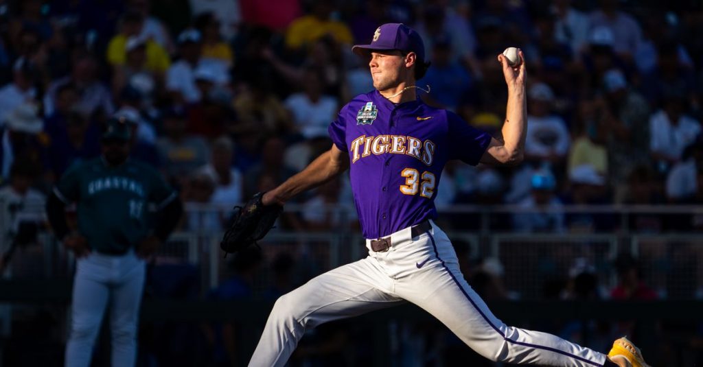 Kade Anderson delivers a masterpiece as LSU blanks Coastal Carolina to take Game 1 Kade Anderson delivers a masterpiece as LSU blanks Coastal Carolina to take Game 1