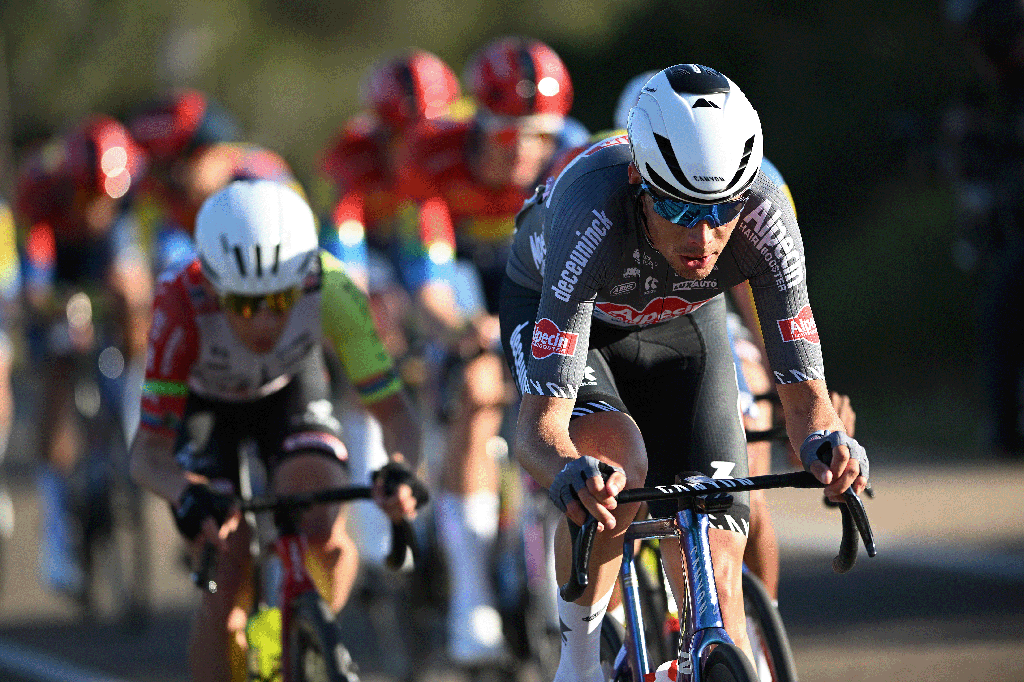 'My behaviour was wrong, put fellow riders at risk' – Oscar Riesebeek apologises after becoming first rider suspended under UCI's yellow card rule 'My behaviour was wrong, put fellow riders at risk' – Oscar Riesebeek apologises after becoming first rider suspended under UCI's yellow card rule