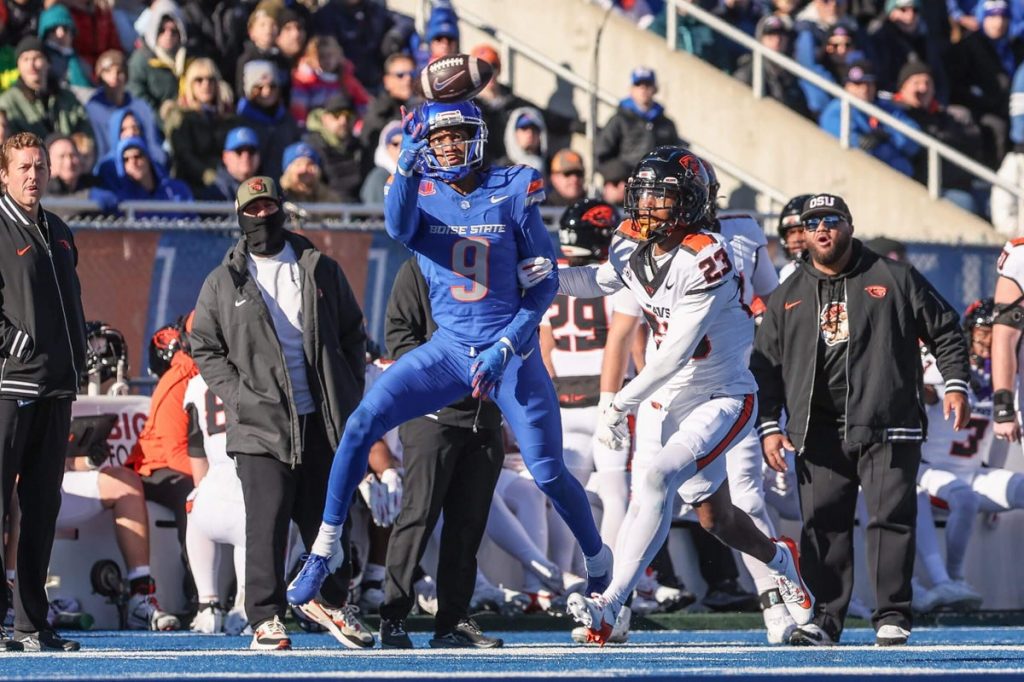 New-look Pac-12 announces TV deal with CBS. But who will be its 8th football member?