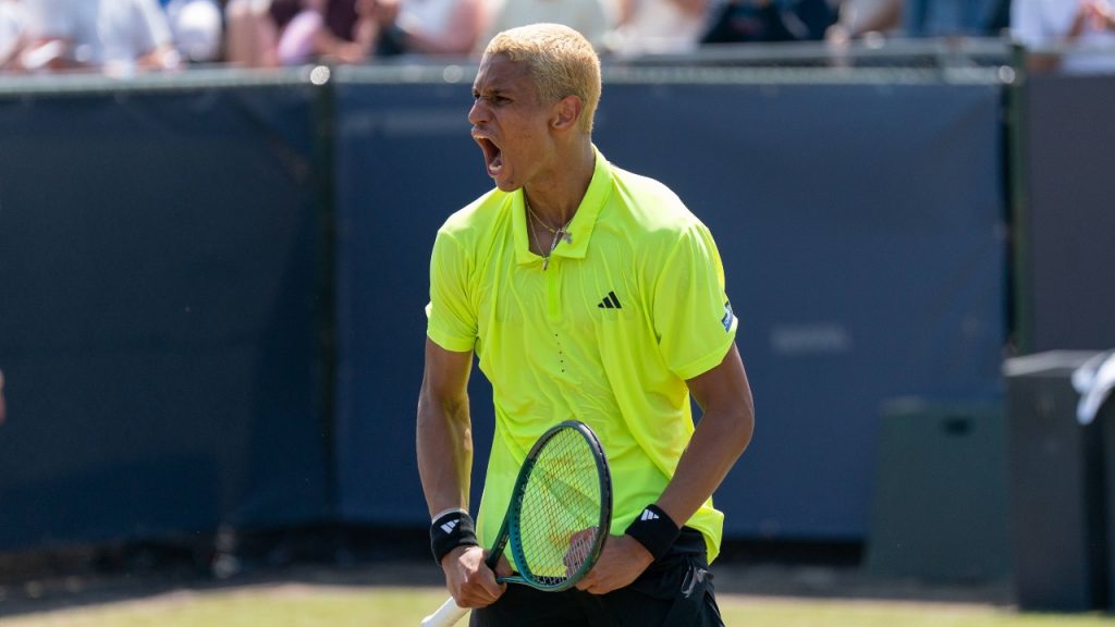 Canada’s Diallo picks up another win on grass as Wimbledon draws near Canada’s Diallo picks up another win on grass as Wimbledon draws near