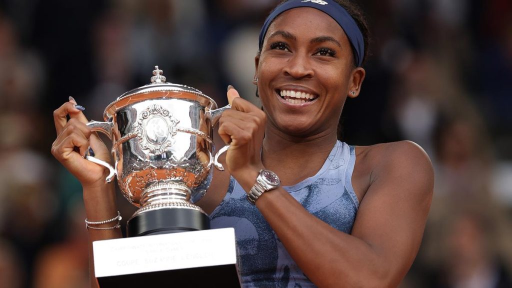 Coco Gauff defeats top-ranked Aryna Sabalenka in three sets to win her first French Open title