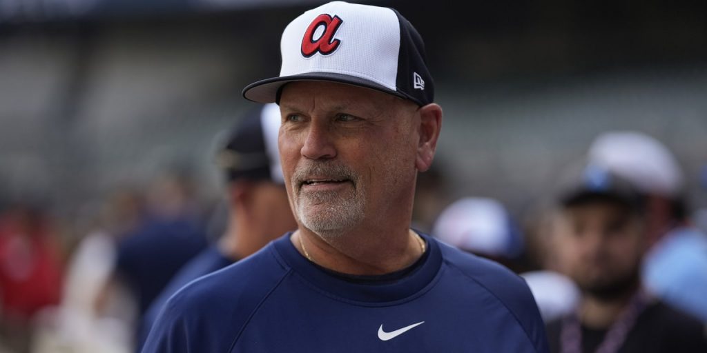 Reddit AMA: Who could take over if Snitker retires after '25? Reddit AMA: Who could take over if Snitker retires after '25?